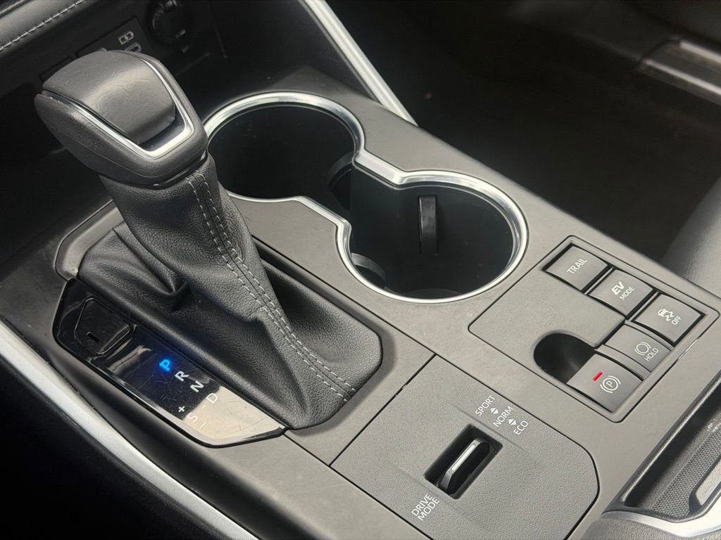 Used 2023 Toyota Highlander XLE image 33