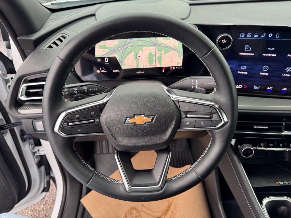 New 2026 Chevrolet Traverse LT w/ Driver Confidence Package AWD/4WD image 12