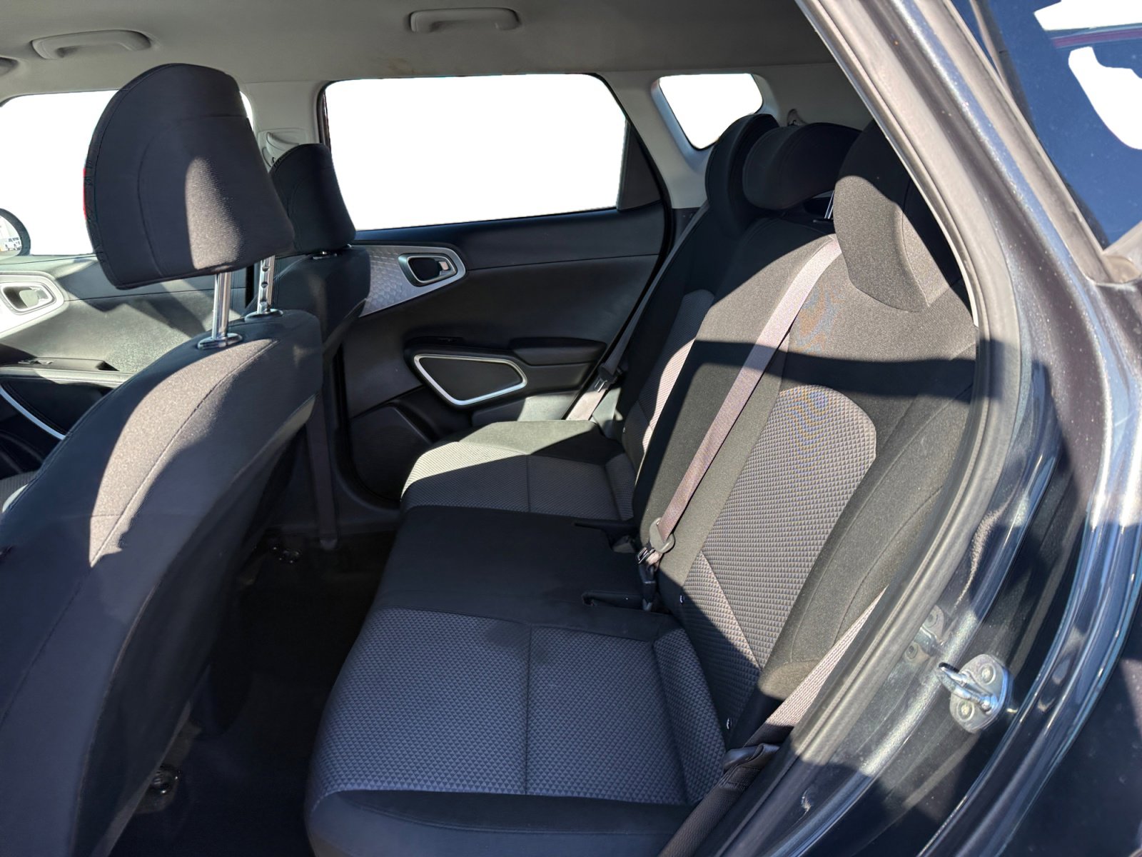 Used 2024 Kia Soul LX w/ Option Group 015 image 16