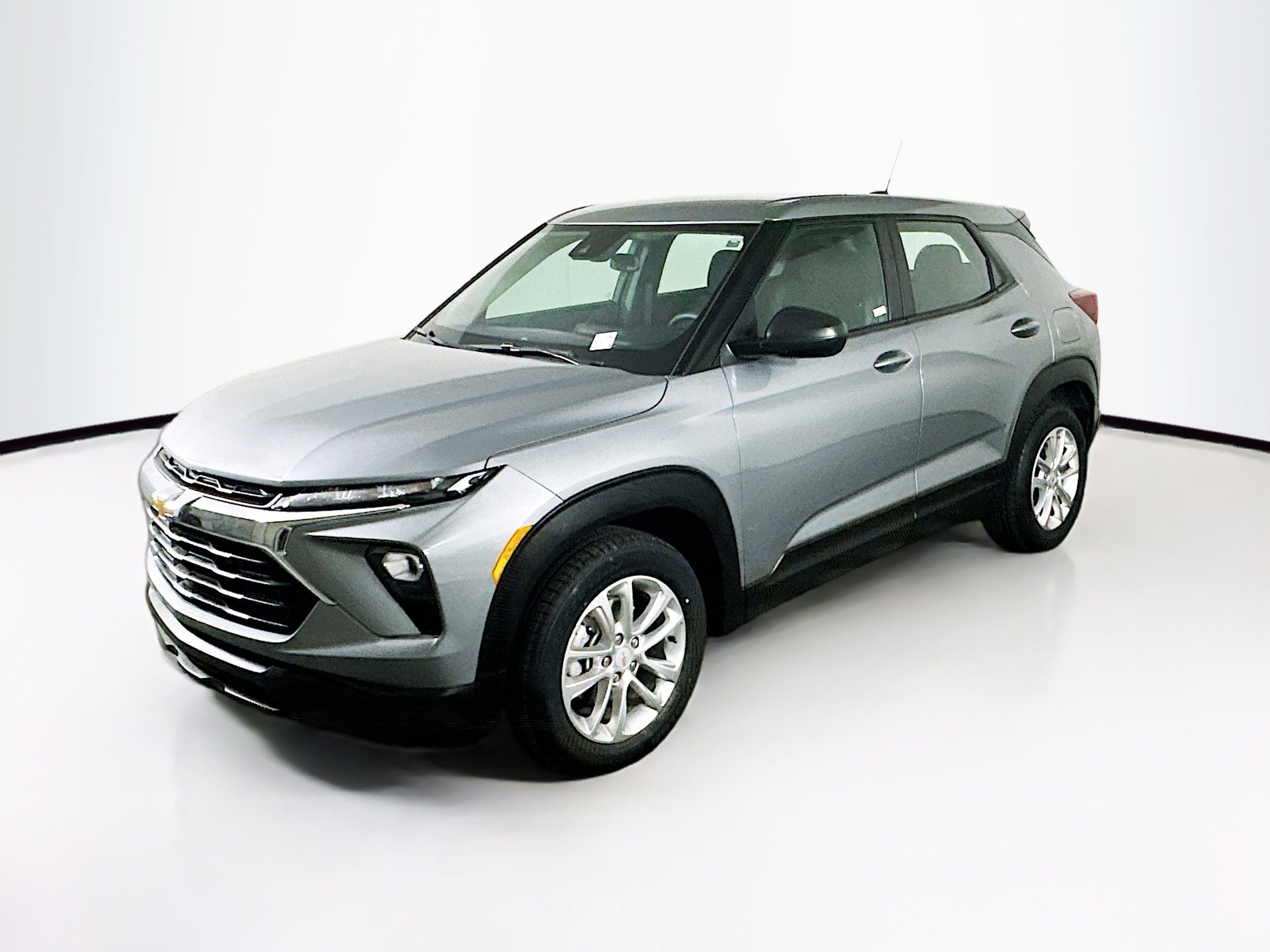 Used 2024 Chevrolet TrailBlazer LS image 4