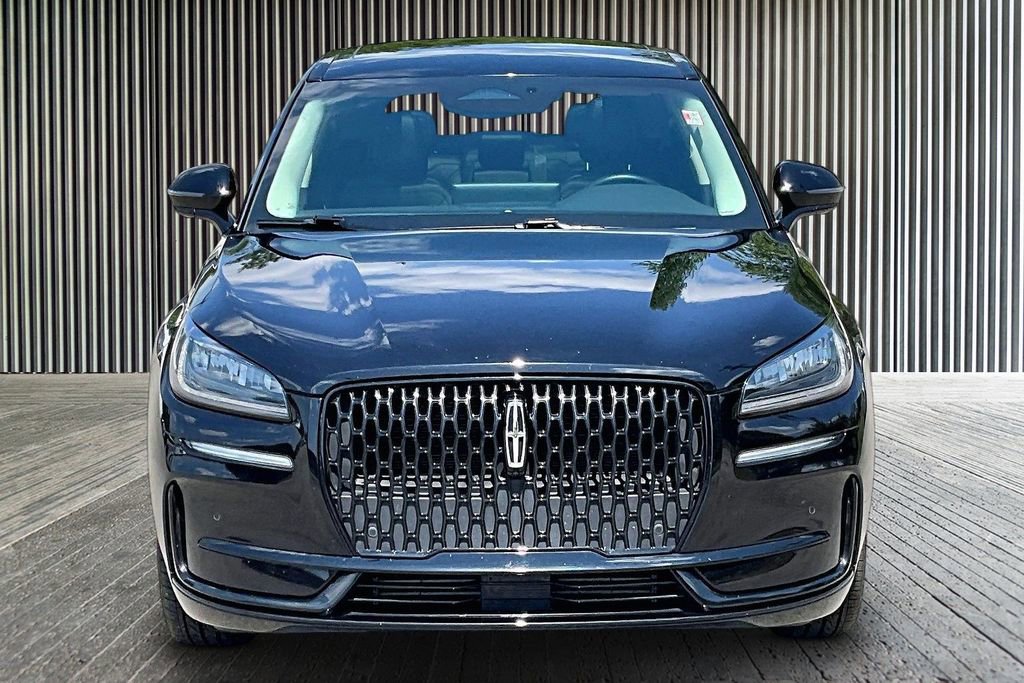 Used 2023 Lincoln Corsair AWD w/ Equipment Group 101A image 4