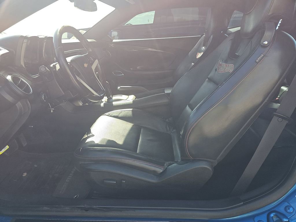 Used 2013 Chevrolet Camaro SS w/ Hot Wheels Special Edition RWD image 11