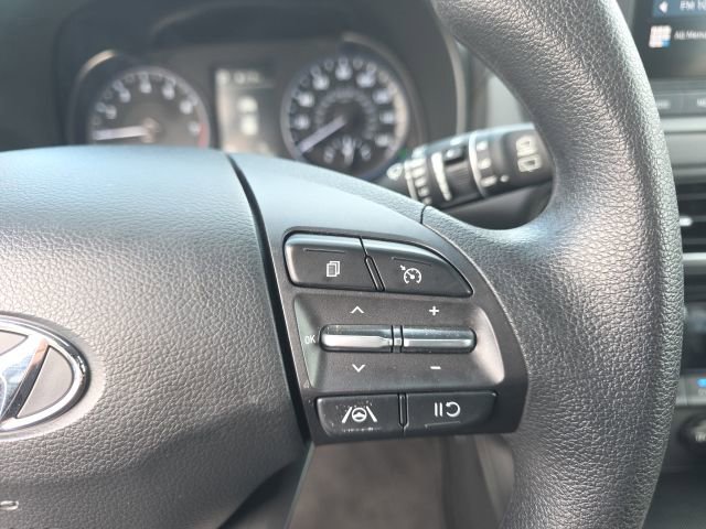 Used 2023 Hyundai Kona SEL image 17