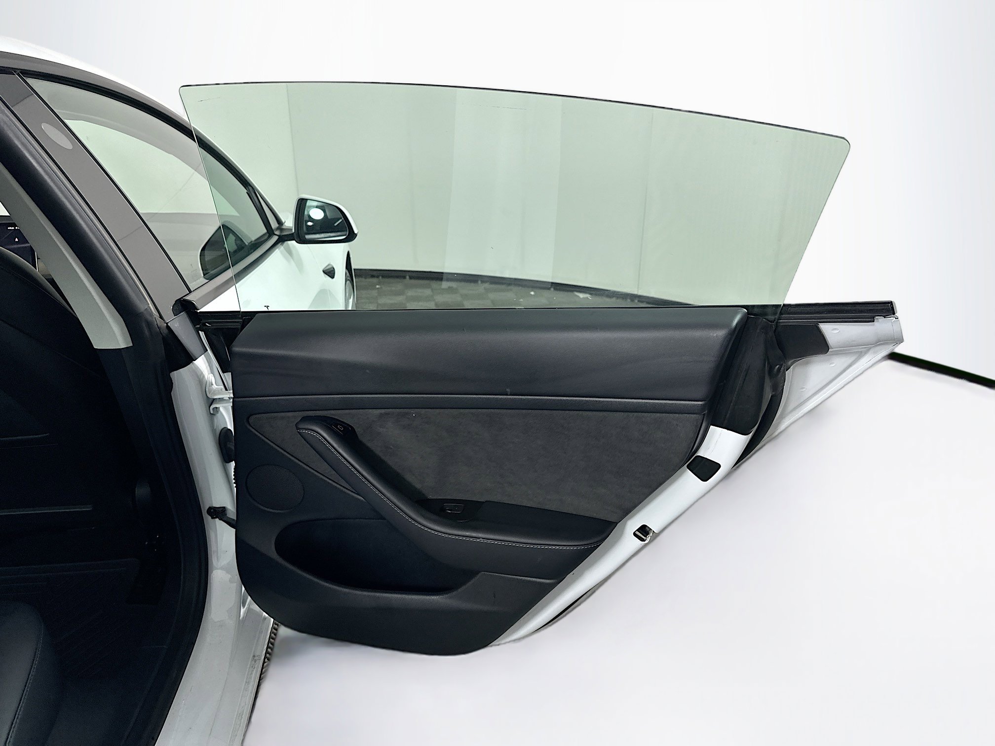 Used 2022 Tesla Model 3 image 32