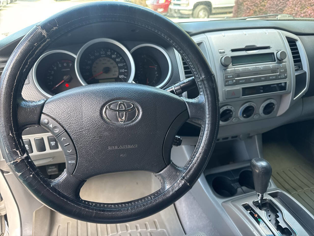 Used 2010 Toyota Tacoma PreRunner RWD image 19