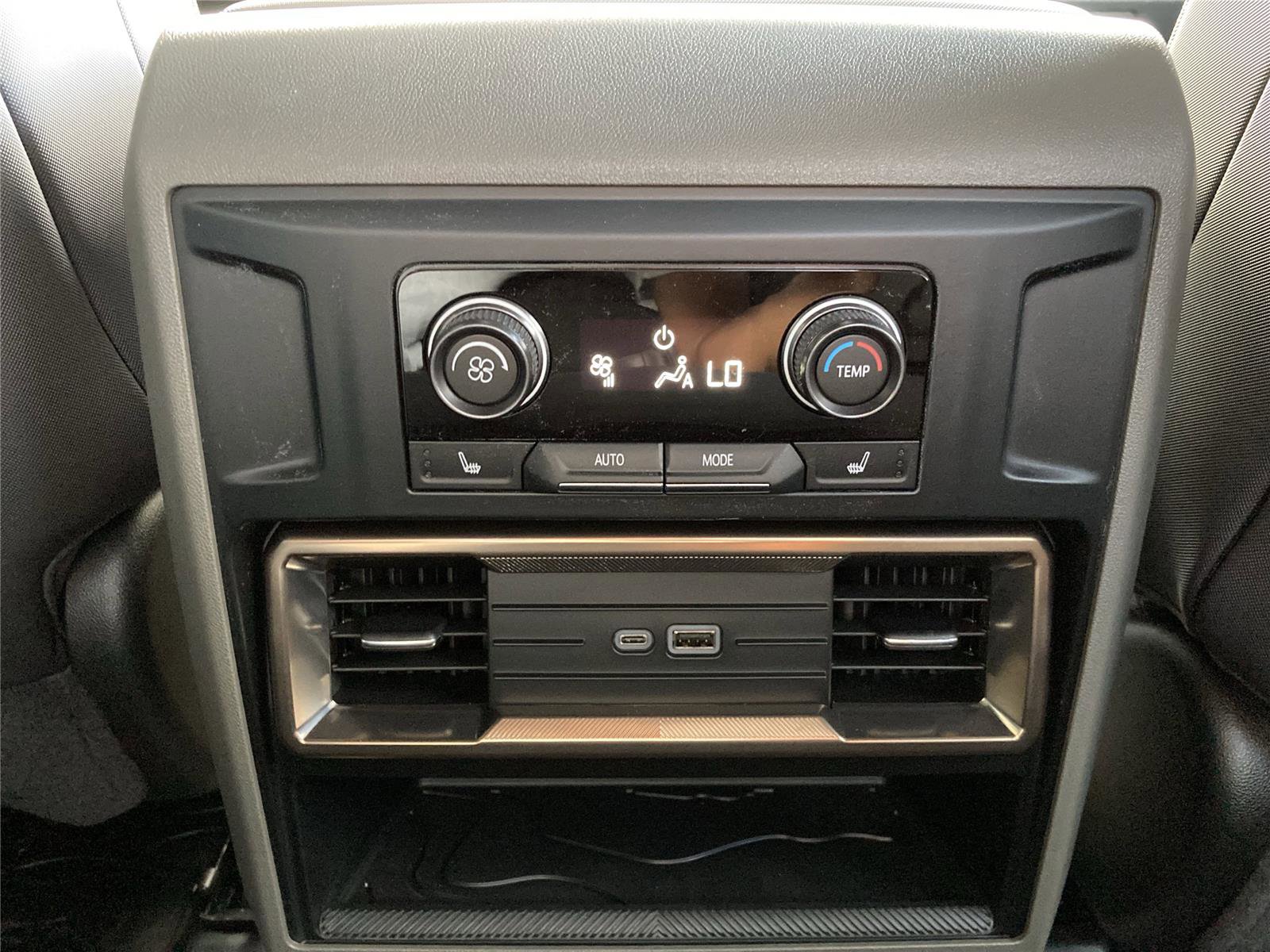 New 2025 GMC Hummer EV 3X w/ LPO, Dark Essentials Package image 36