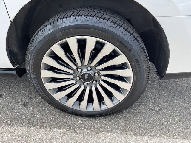 Used 2019 Lincoln Navigator L Reserve AWD/4WD image 51