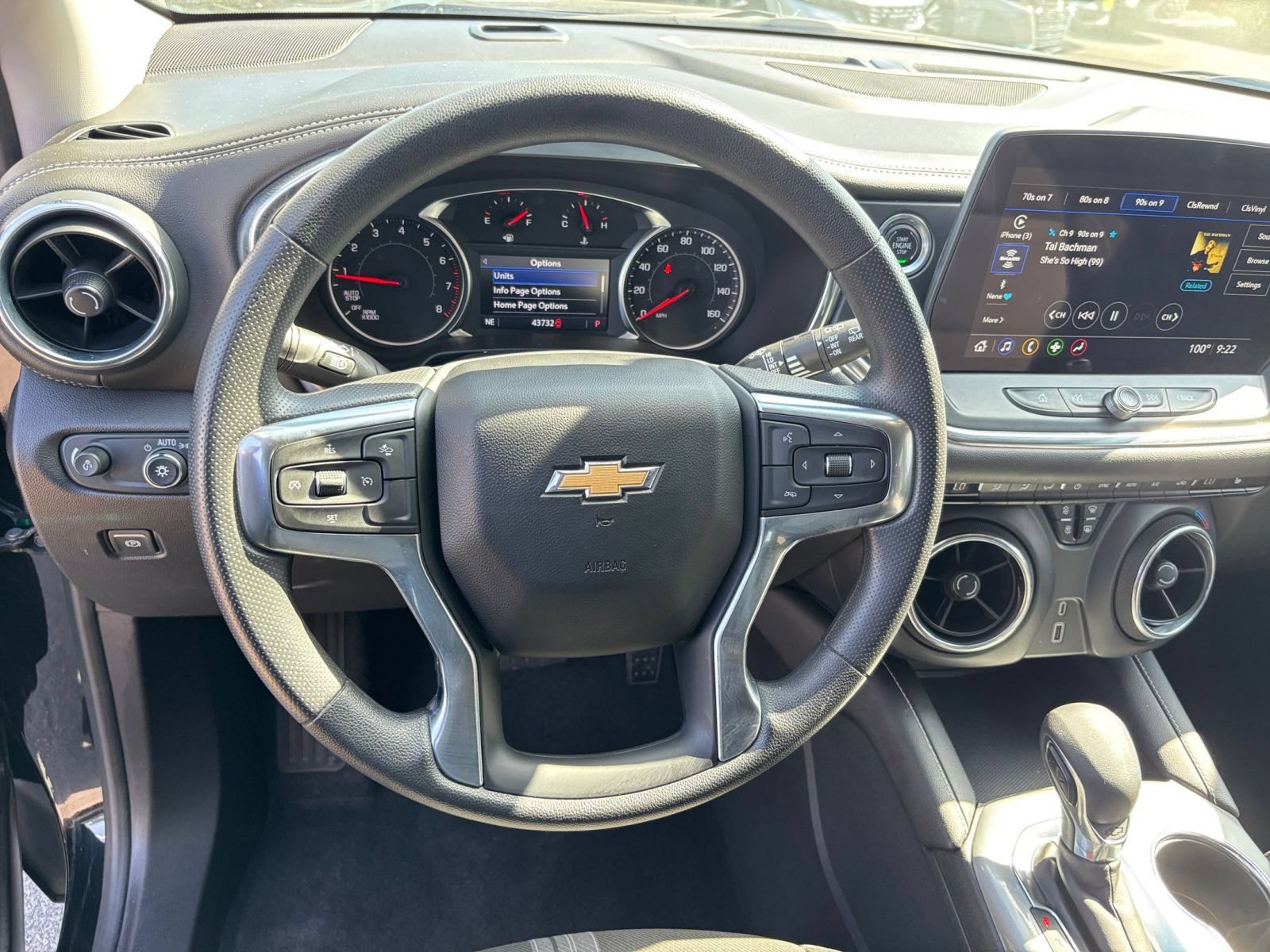 Used 2025 Chevrolet Blazer LT FWD image 29