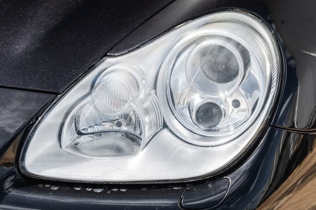 Used 2006 Porsche Cayenne Turbo S AWD/4WD image 42