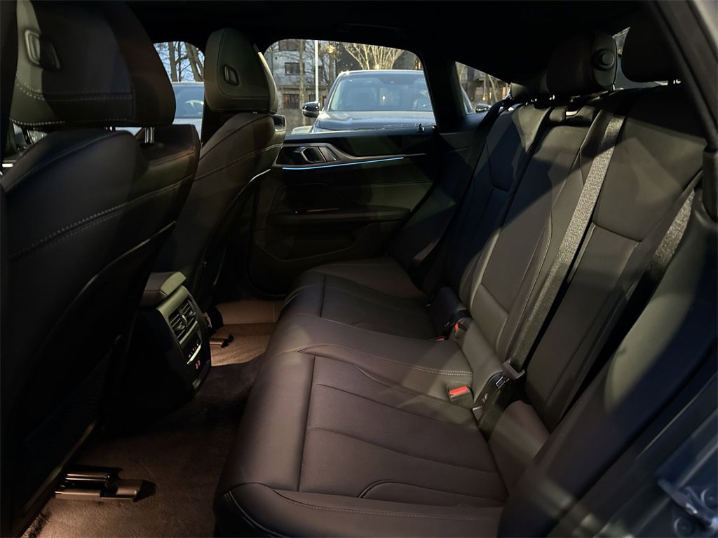 Used 2023 BMW i4 eDrive35 image 25