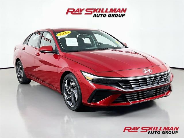Used 2025 Hyundai Elantra SEL