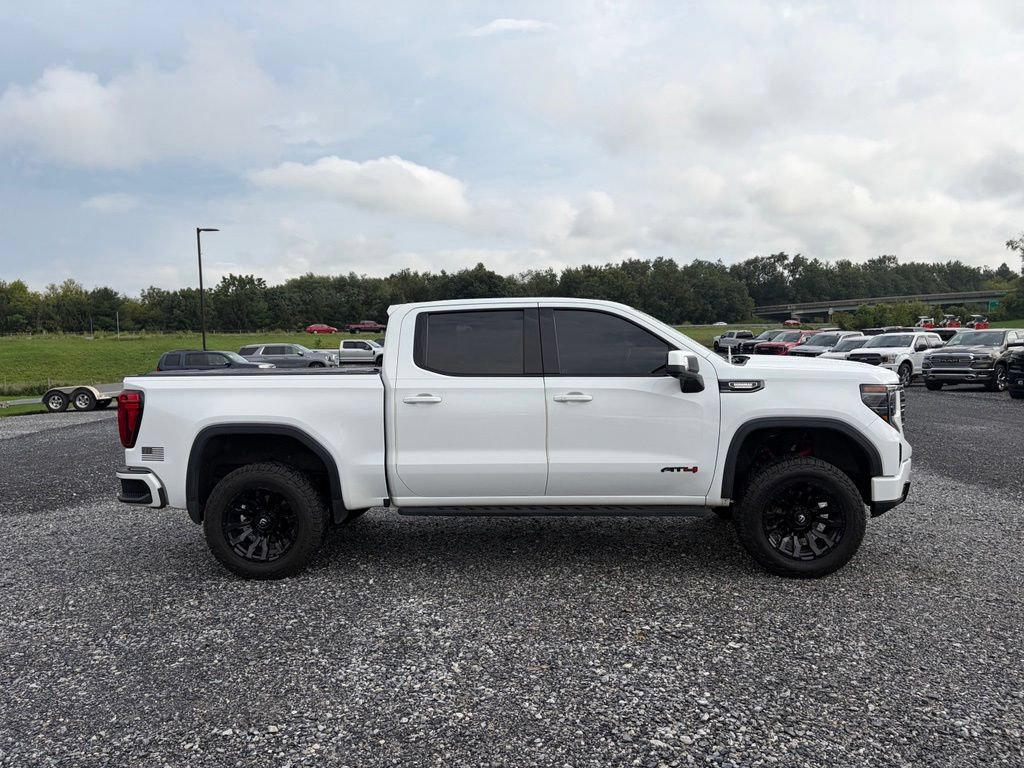 Used 2022 GMC Sierra 1500 AT4 w/ AT4 Preferred Package AWD/4WD image 14