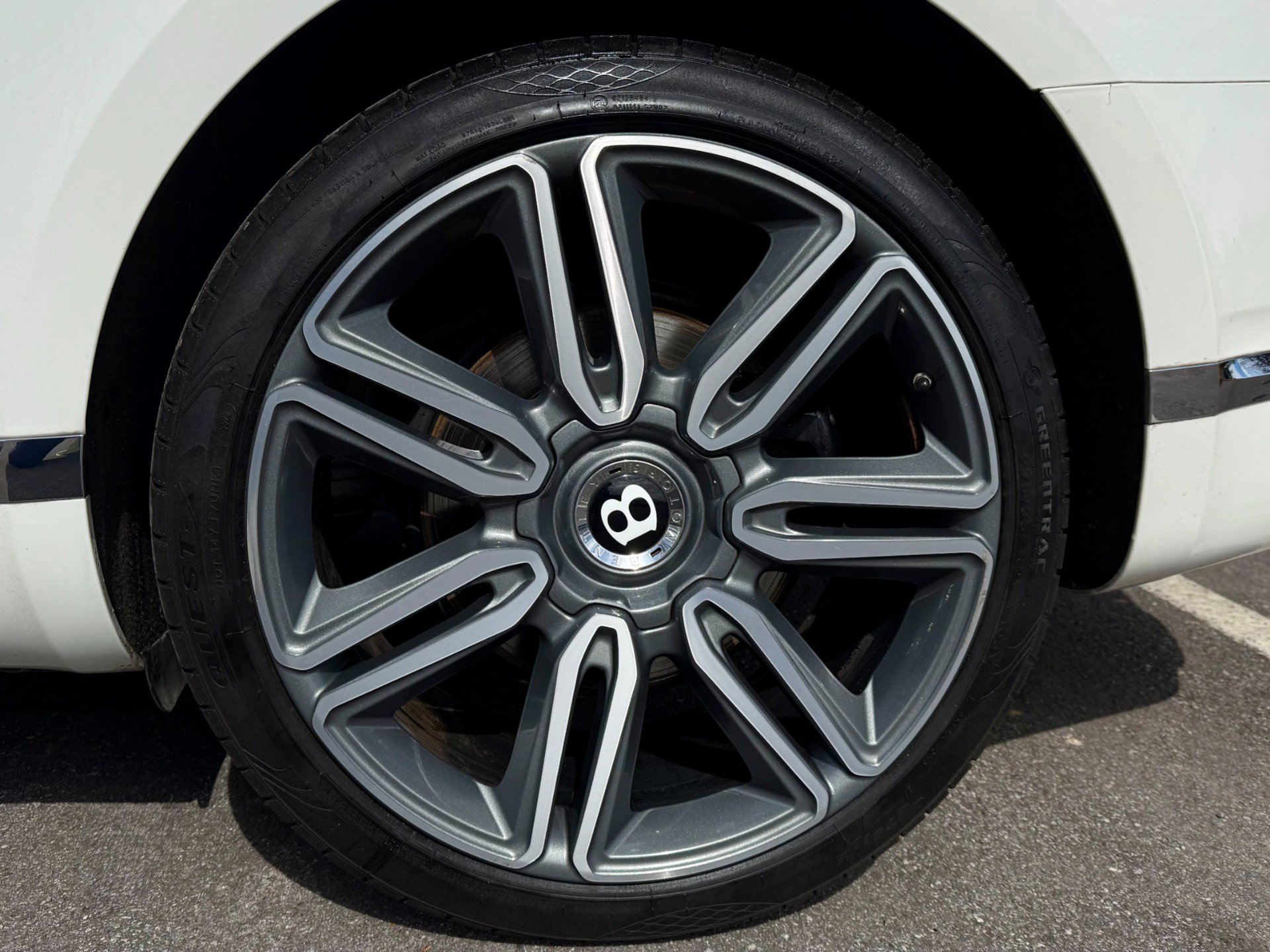 Used 2017 Bentley Continental GT image 52