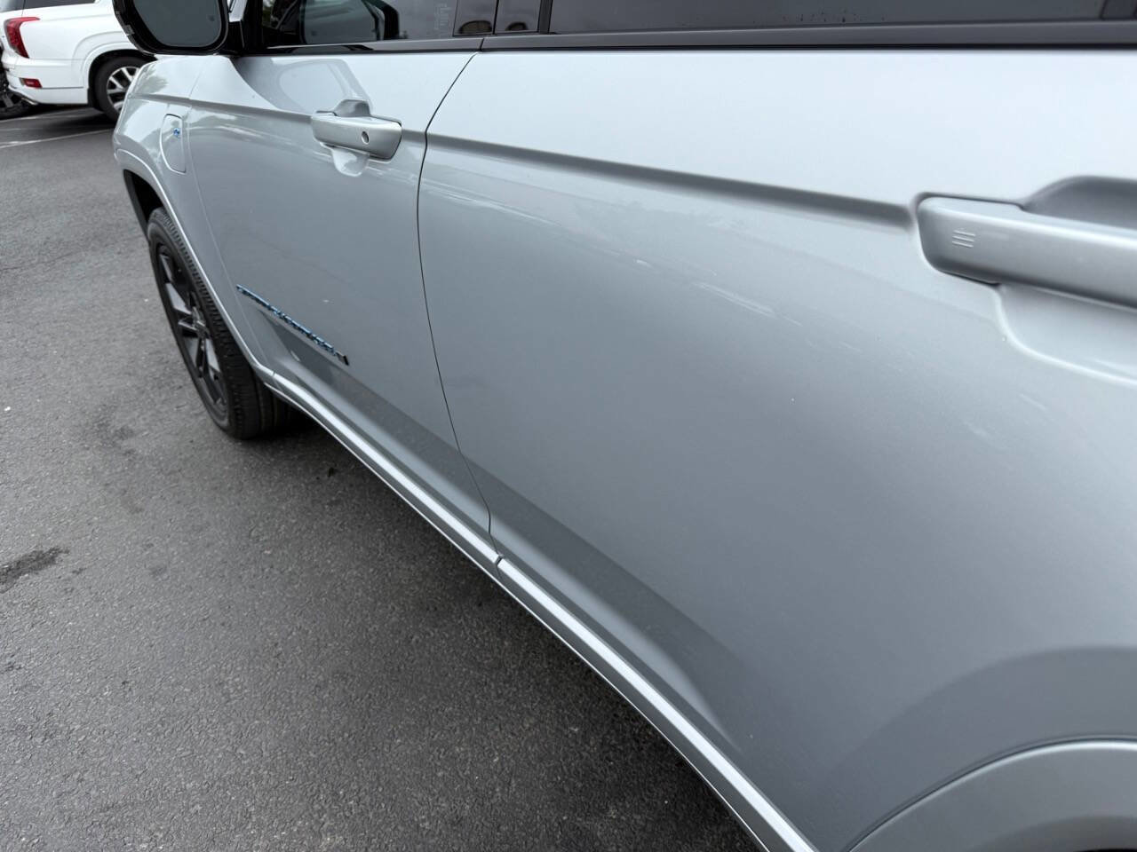 Used 2023 Jeep Grand Cherokee 30th Anniversary image 30