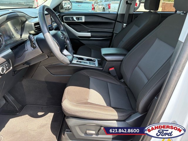 Certified 2024 Ford Explorer XLT RWD image 15
