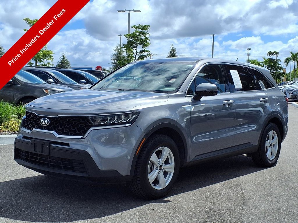 Used 2021 Kia Sorento LX FWD image 4
