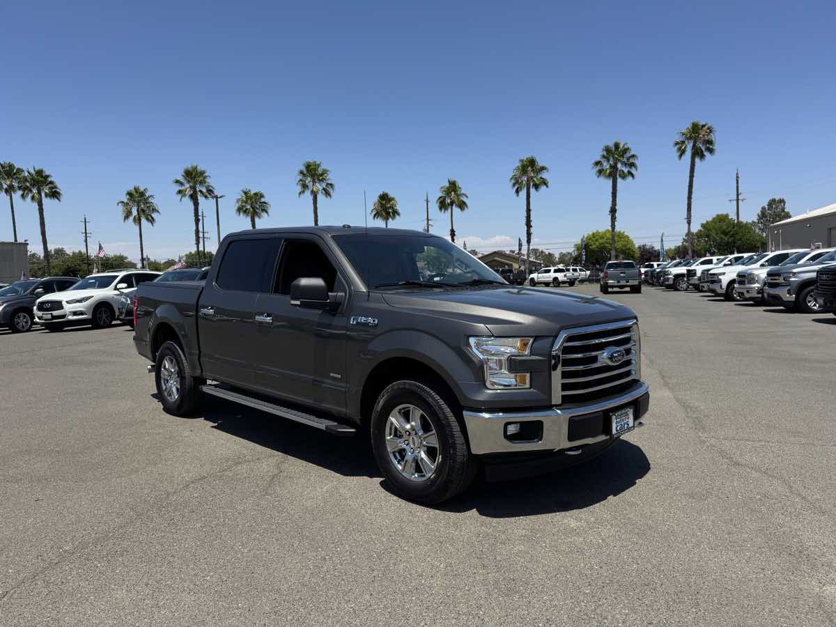 Used 2017 Ford F150 XLT w/ Equipment Group 302A Luxury image 2