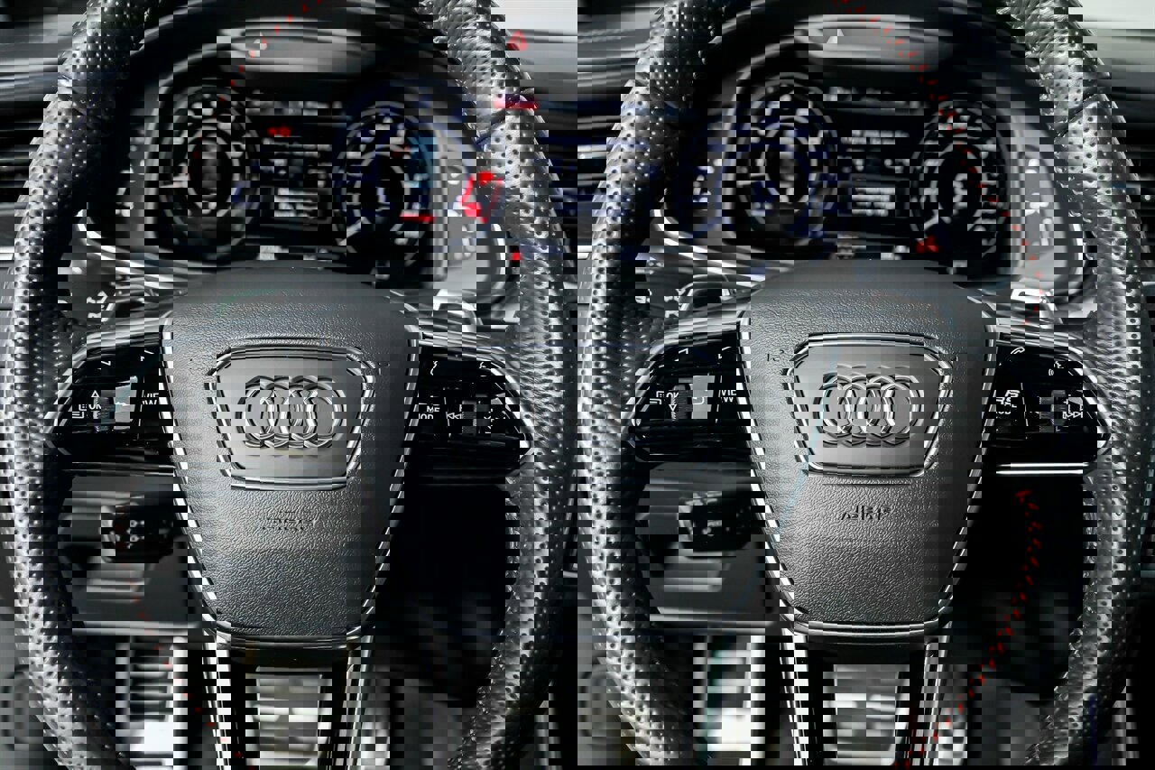 Used 2021 Audi RS 7 Sportback w/ Black Optic Package image 29