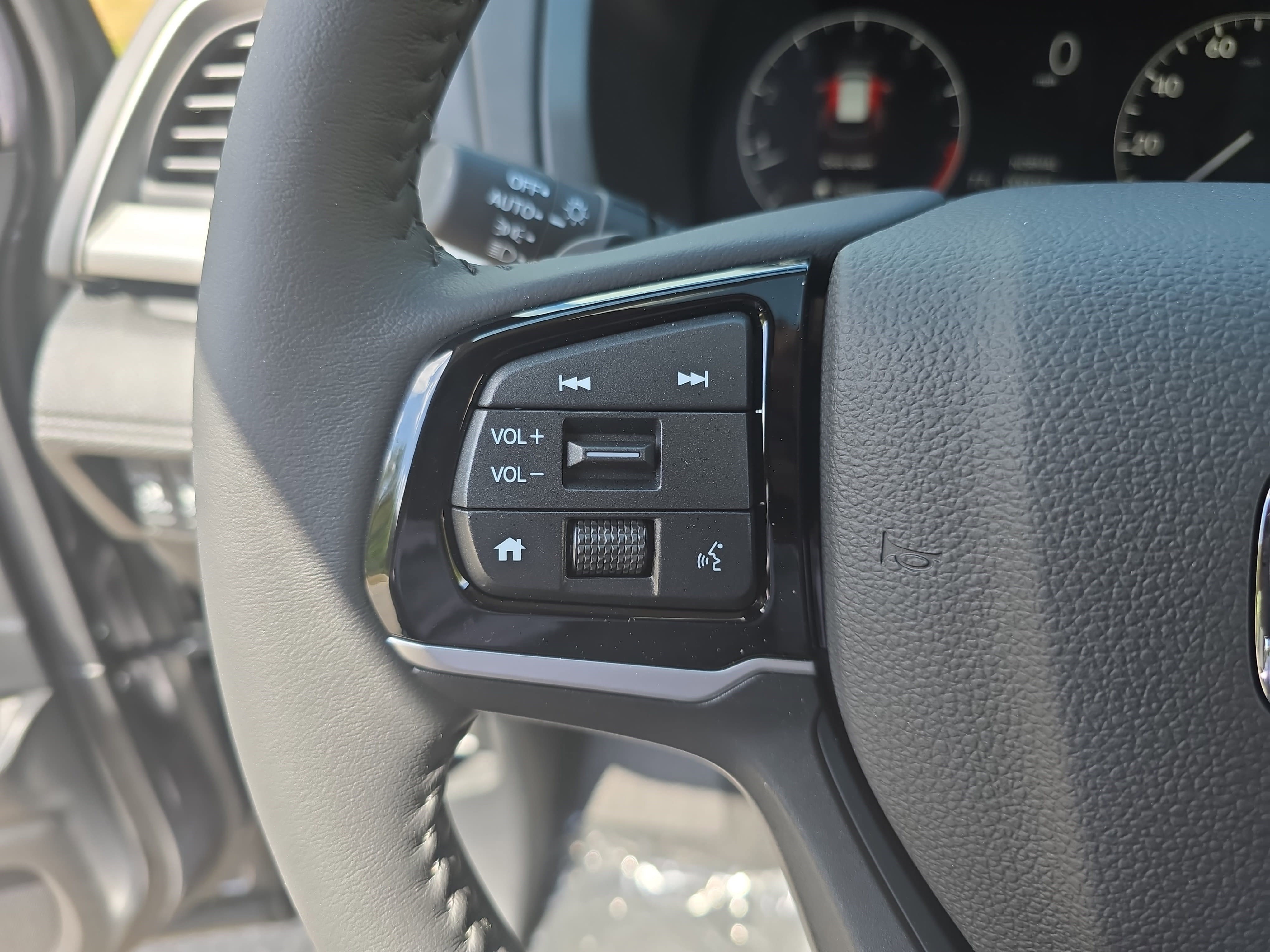 New 2026 Honda Odyssey EX-L image 18