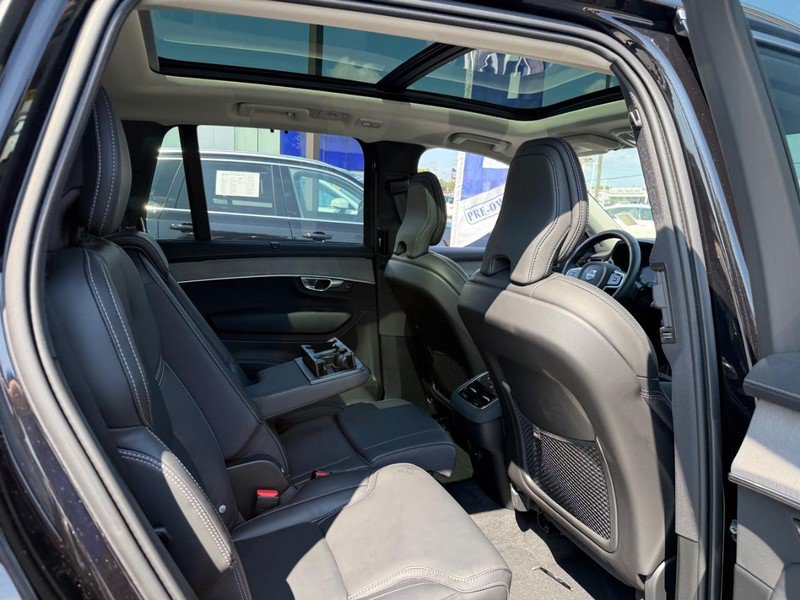 Certified 2026 Volvo XC90 B6 Ultra AWD/4WD image 11