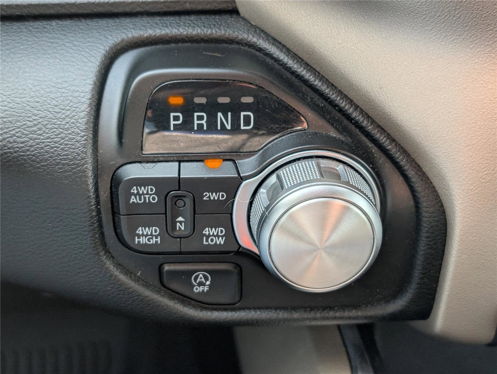 Used 2022 RAM 1500 Laramie image 25