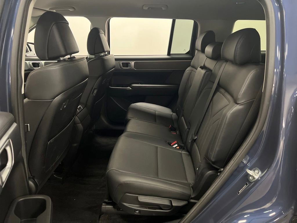 Used 2025 Hyundai Santa Fe SEL image 26