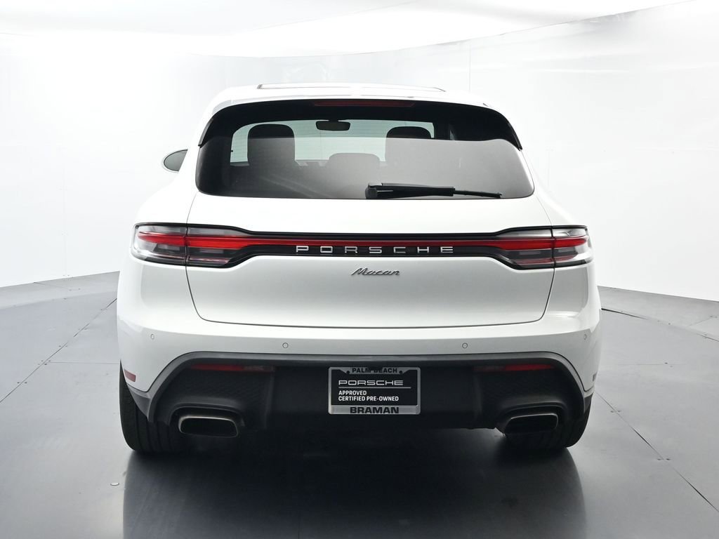 Certified 2023 Porsche Macan AWD/4WD image 13