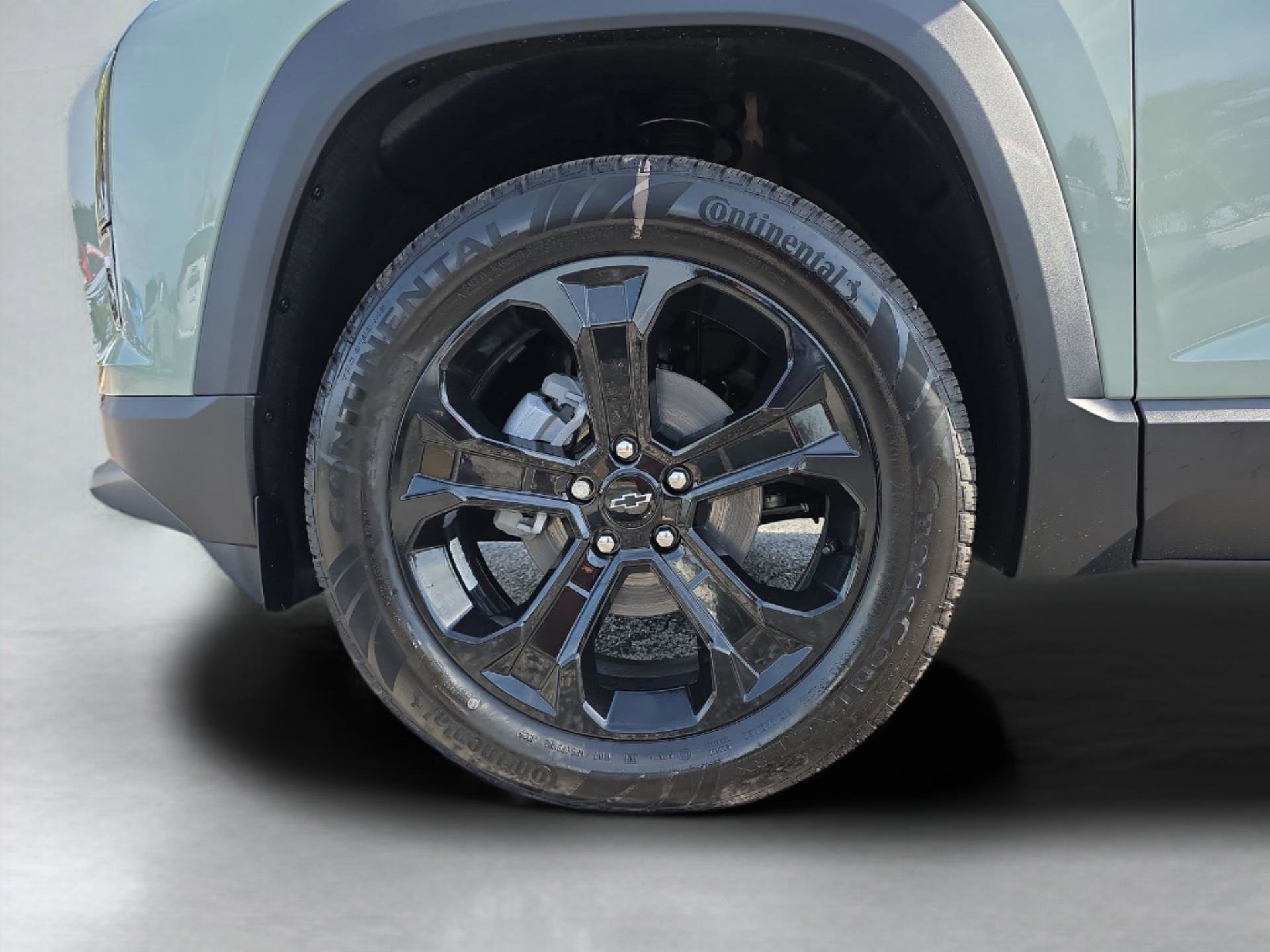 New 2026 Chevrolet Equinox LT w/ Convenience Package II image 8