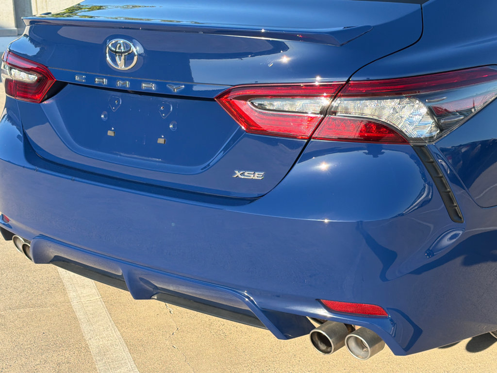Used 2023 Toyota Camry XSE w/ Cold Weather Package FWD image 5