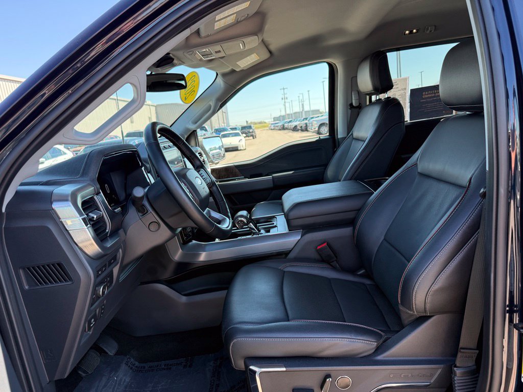 Used 2022 Ford F150 Lariat w/ Equipment Group 502A High AWD/4WD image 5