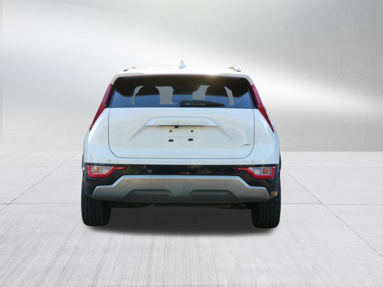 Certified 2023 Kia Niro EX Touring FWD image 6