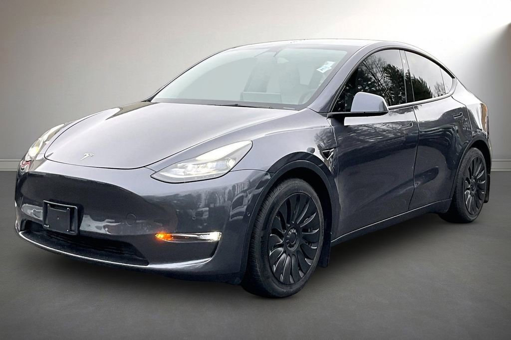 Used 2022 Tesla Model Y Performance image 3