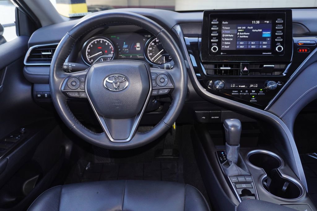 Used 2024 Toyota Camry SE w/ Cold Weather Package AWD/4WD image 10