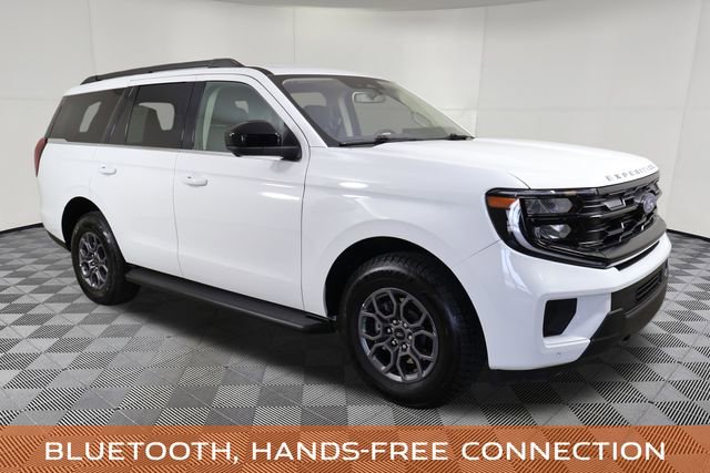 Used 2025 Ford Expedition Active image 3