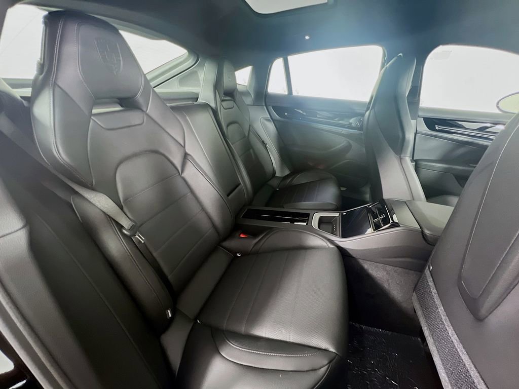 New 2026 Porsche Panamera 4 image 29