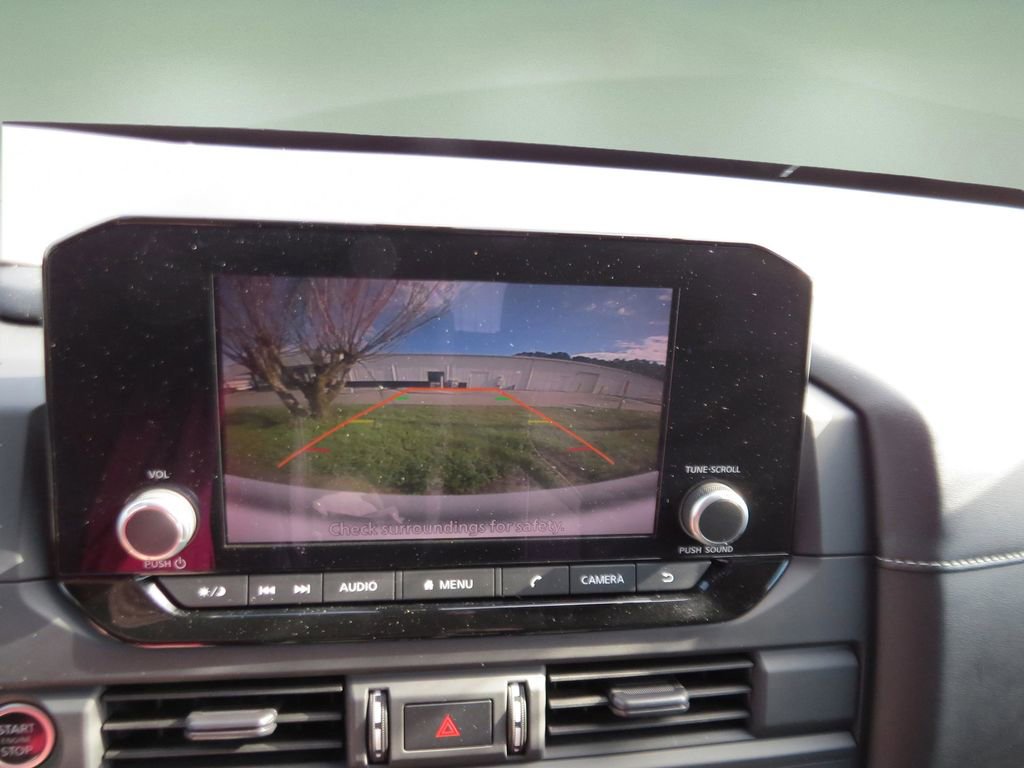 Used 2023 Nissan Pathfinder S image 22