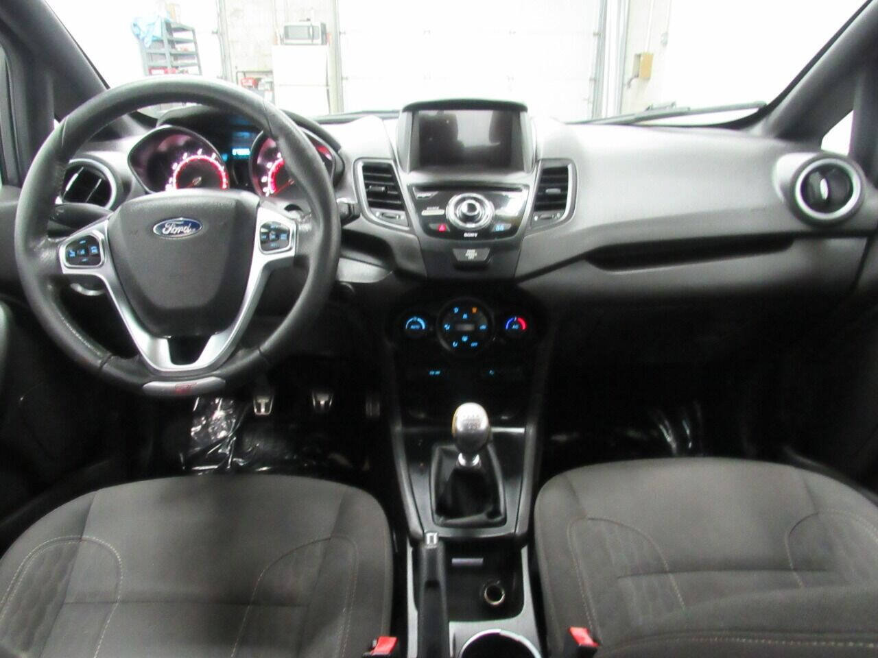 Used 2017 Ford Fiesta ST FWD image 11