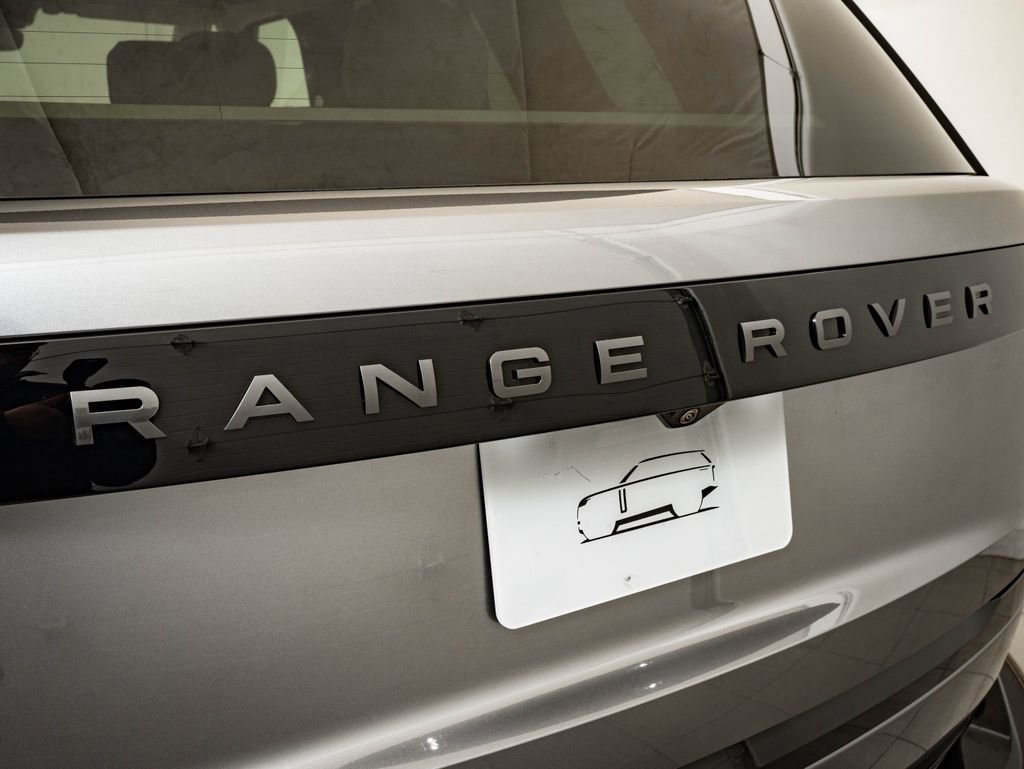 New 2026 Land Rover Range Rover SE AWD/4WD image 18