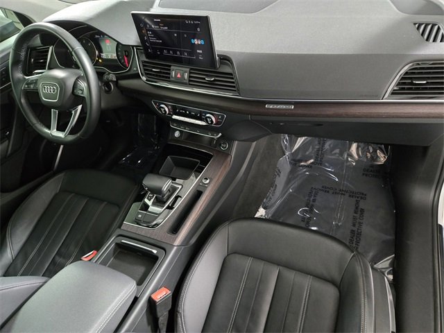 Used 2021 Audi Q5 2.0T Premium w/ Convenience Package image 24