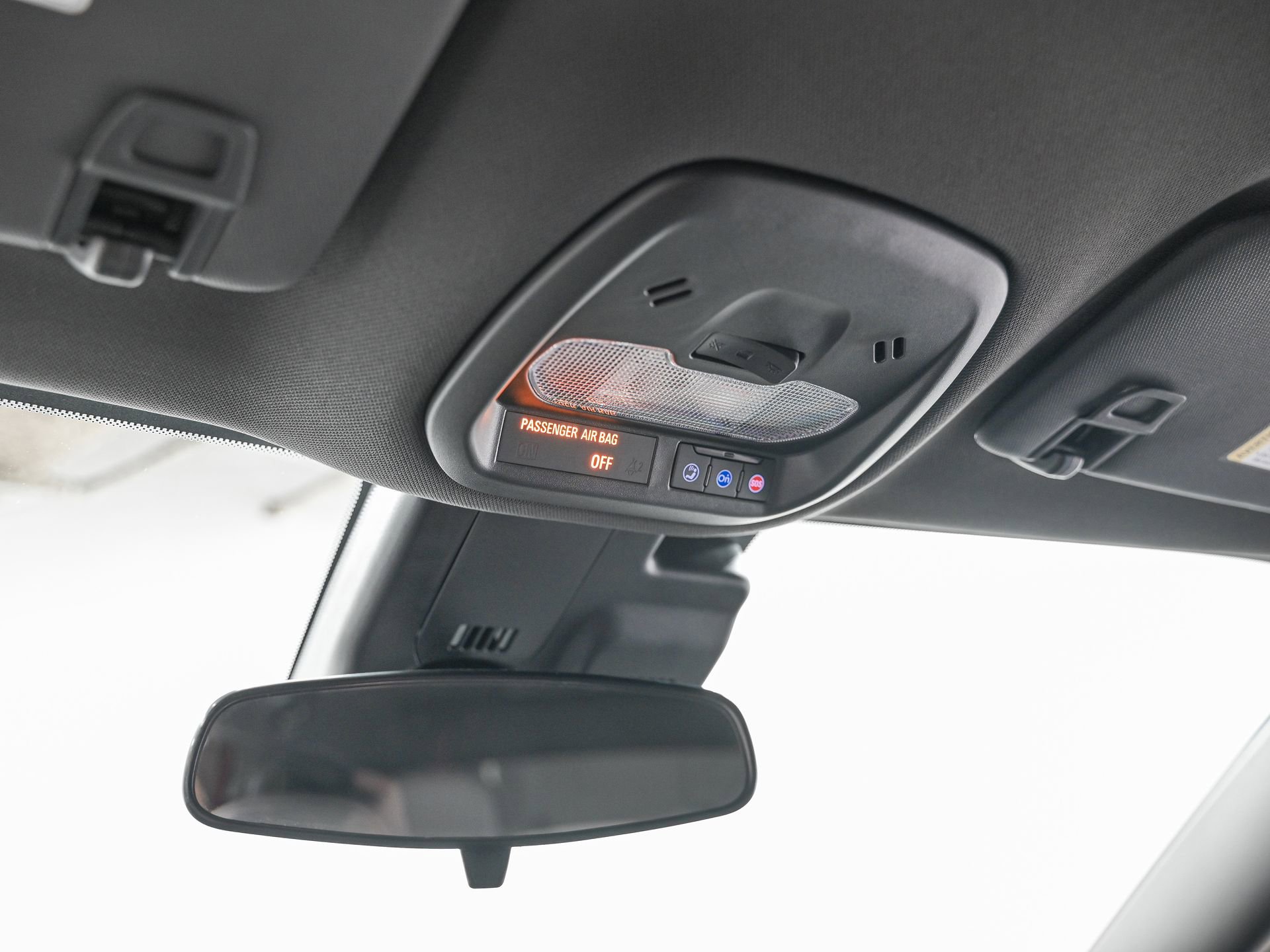 Used 2025 Chevrolet Trax RS w/ Driver Confidence Package image 23