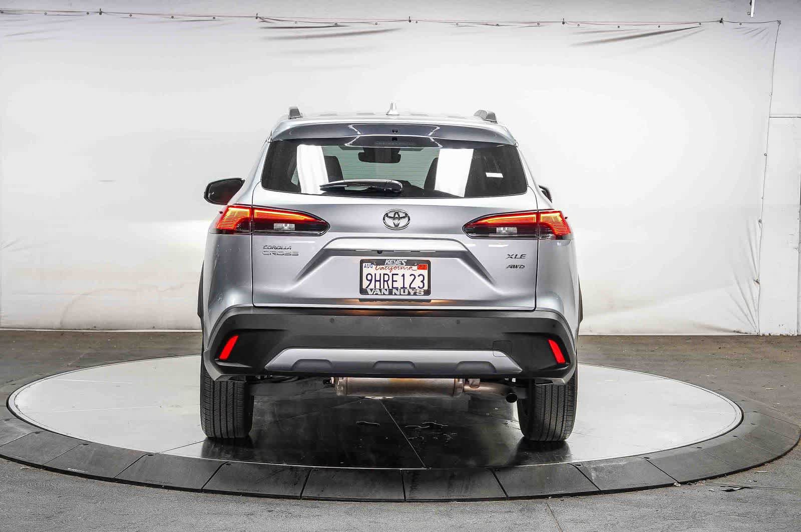 Certified 2023 Toyota Corolla Cross XLE w/ Convenience Package AWD/4WD image 4