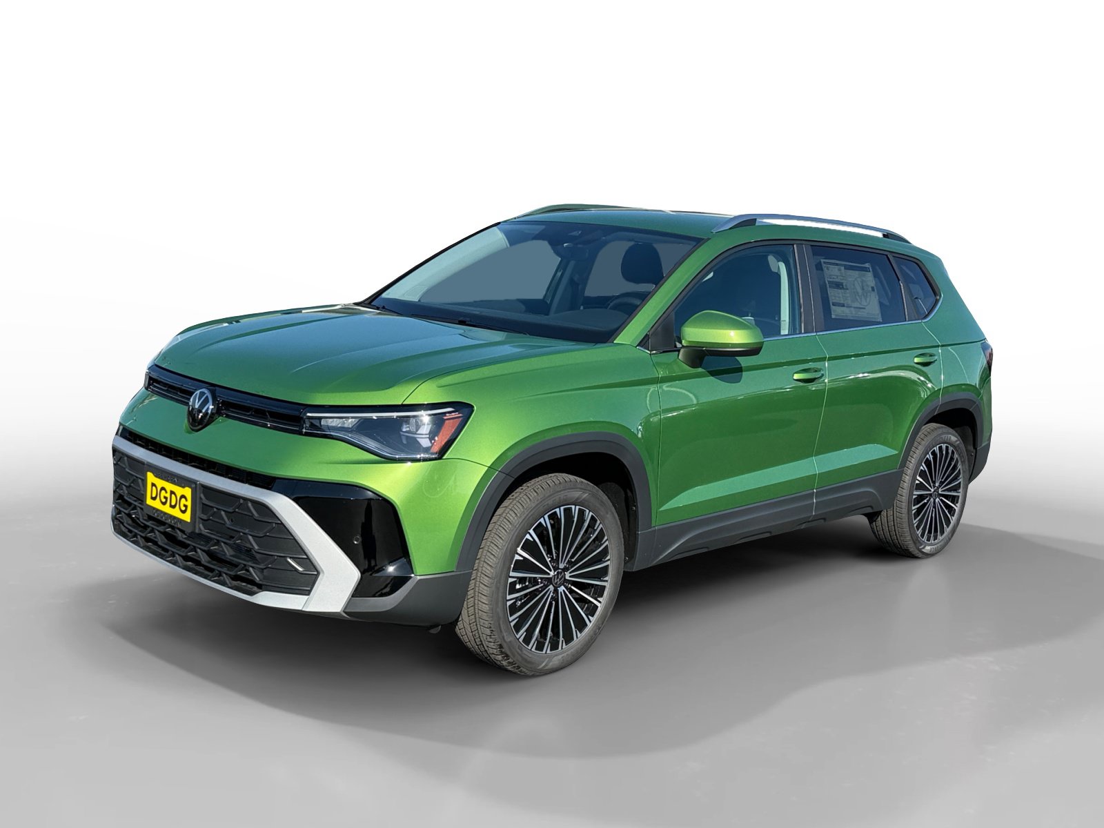 New 2027 Volkswagen Taos SE FWD image 1