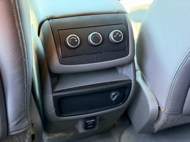 Used 2015 Chevrolet Traverse LT w/ Style and Technology Package image 21