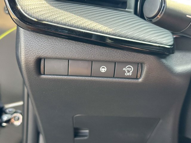 New 2027 Nissan Kicks SR FWD image 23
