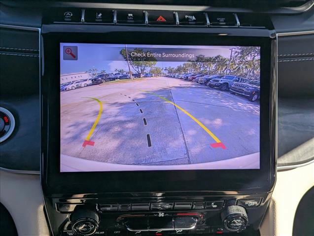 New 2025 Jeep Grand Cherokee Limited w/ Black Appearance Package RWD image 12
