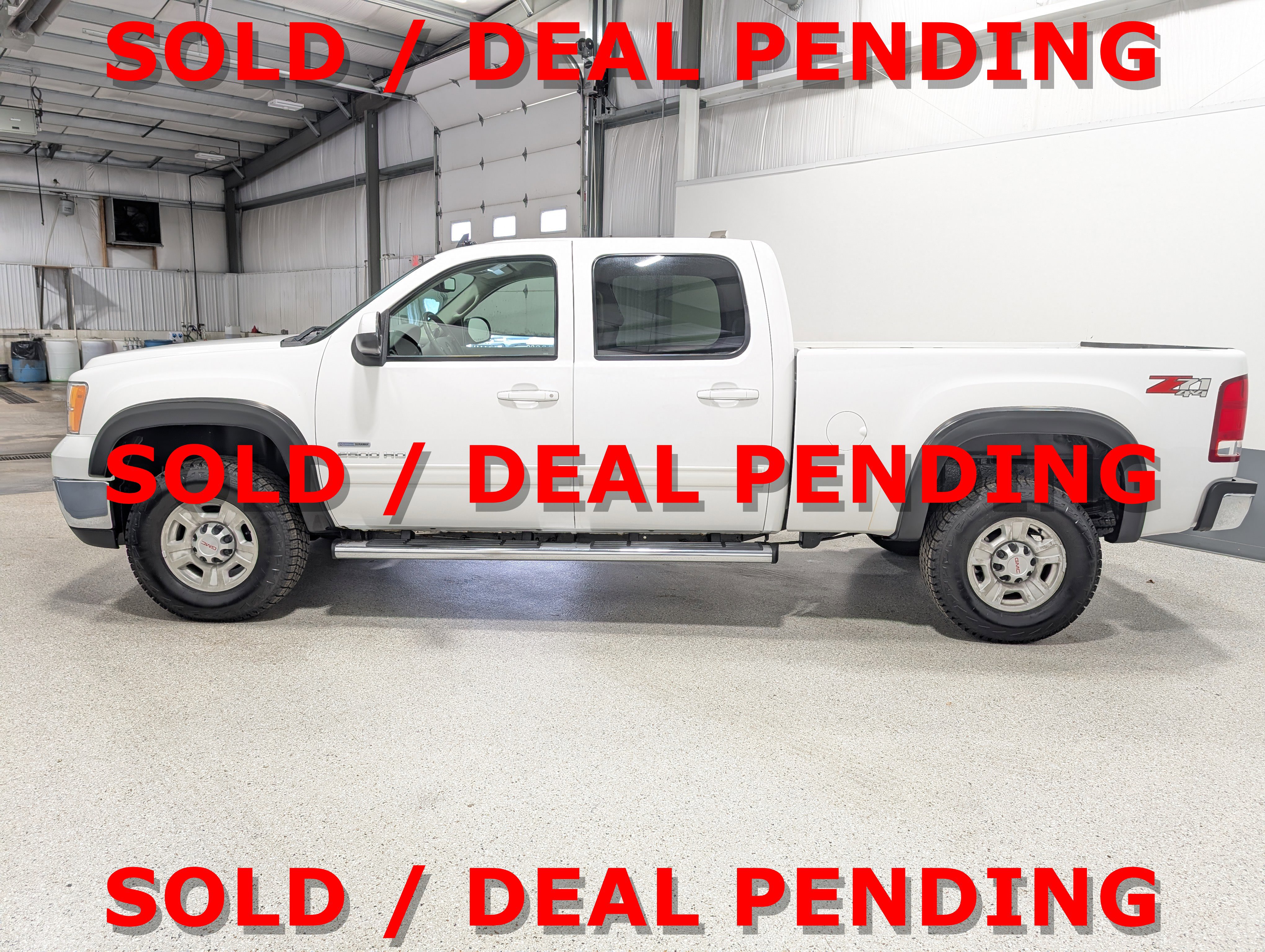 Used 2009 GMC Sierra 2500 SLT w/ SLT Convenience Package image 6