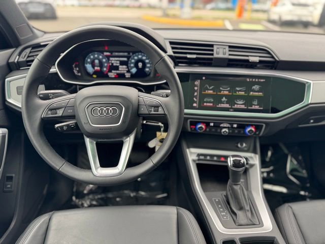 Used 2025 Audi Q3 2.0T Premium AWD/4WD image 18