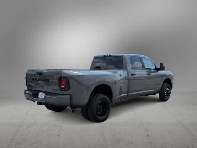 New 2026 RAM 3500 Big Horn AWD/4WD image 8