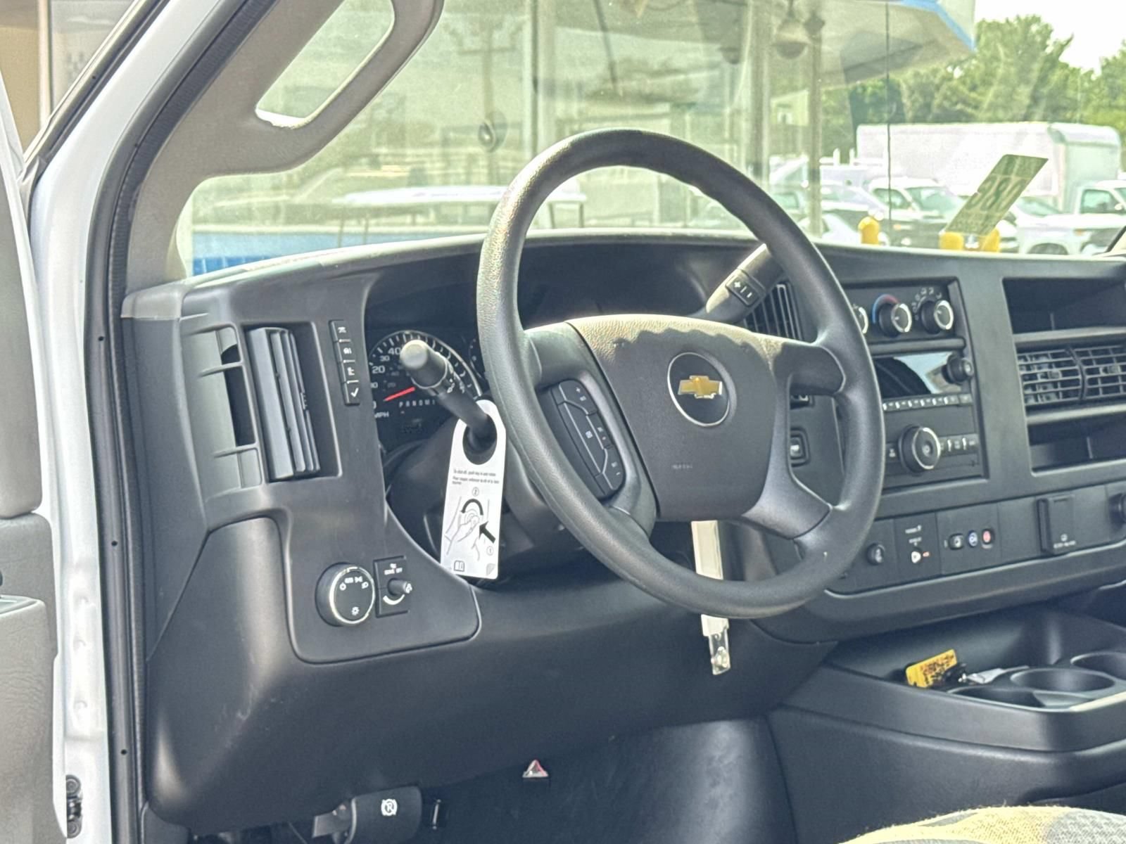 New 2026 Chevrolet Express 3500 LS w/ Chrome Appearance Package RWD image 22