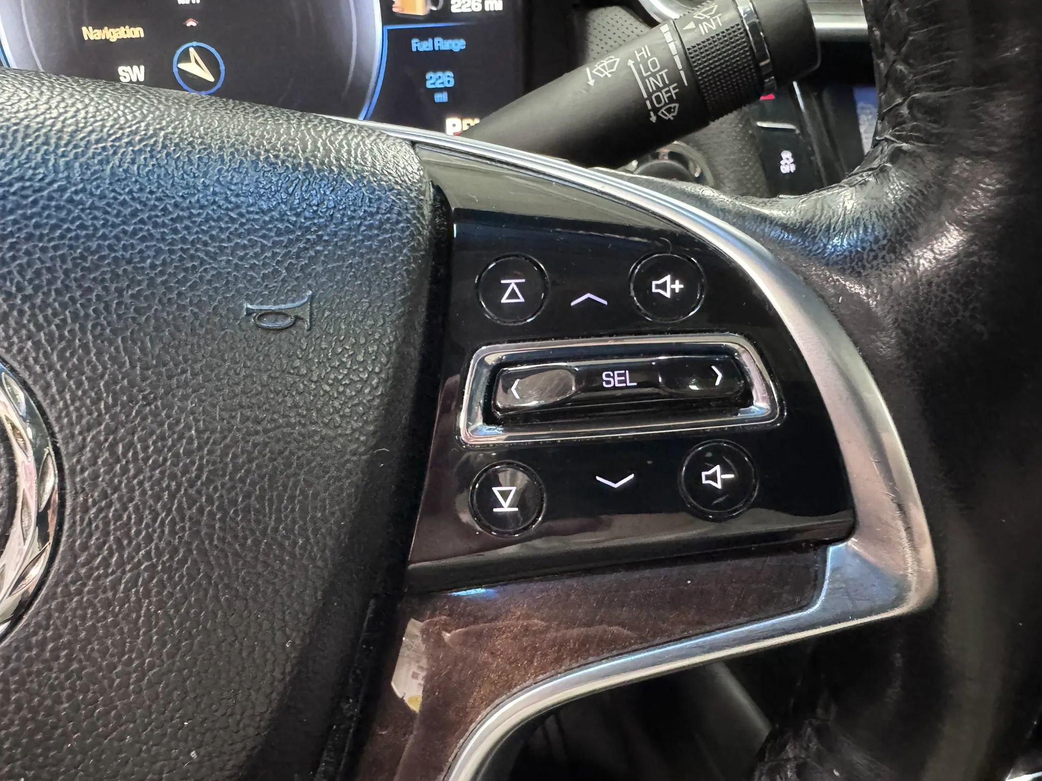 Used 2015 Cadillac XTS Premium AWD/4WD image 22